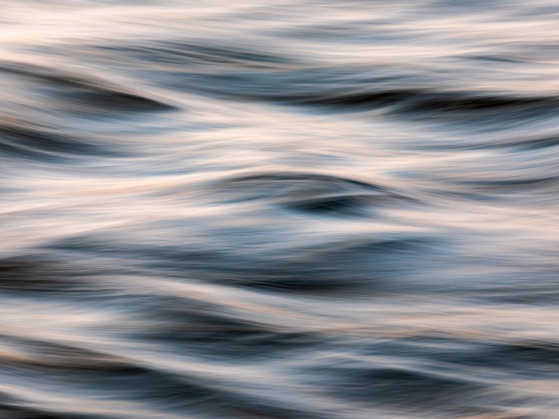 An abstract image of waves.